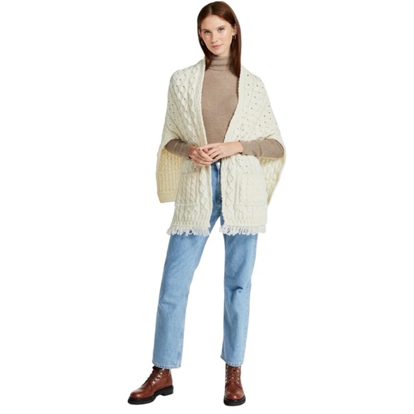 Aran Woolen Mills Shannon Throwover Merino Wool Wrap with pockets in crème